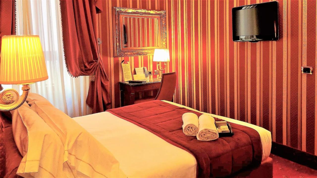 Hotel Manfredi Suite In Rome Bagian luar foto